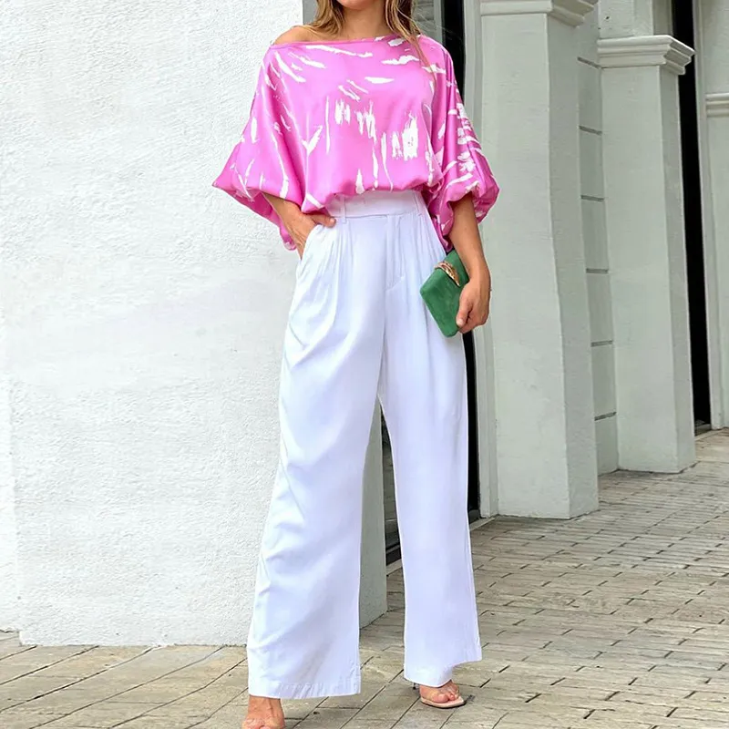 Conjunto de Duas Peças com Estampa Doce, Gola Redonda, Camiseta Curta e Calça Larga, Roupas Femininas