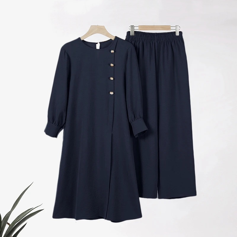 Conjunto de Roupas Elegante para Mulheres Muçulmanas em Cor Sólida e Respirável com Roupas de Fenda Lateral