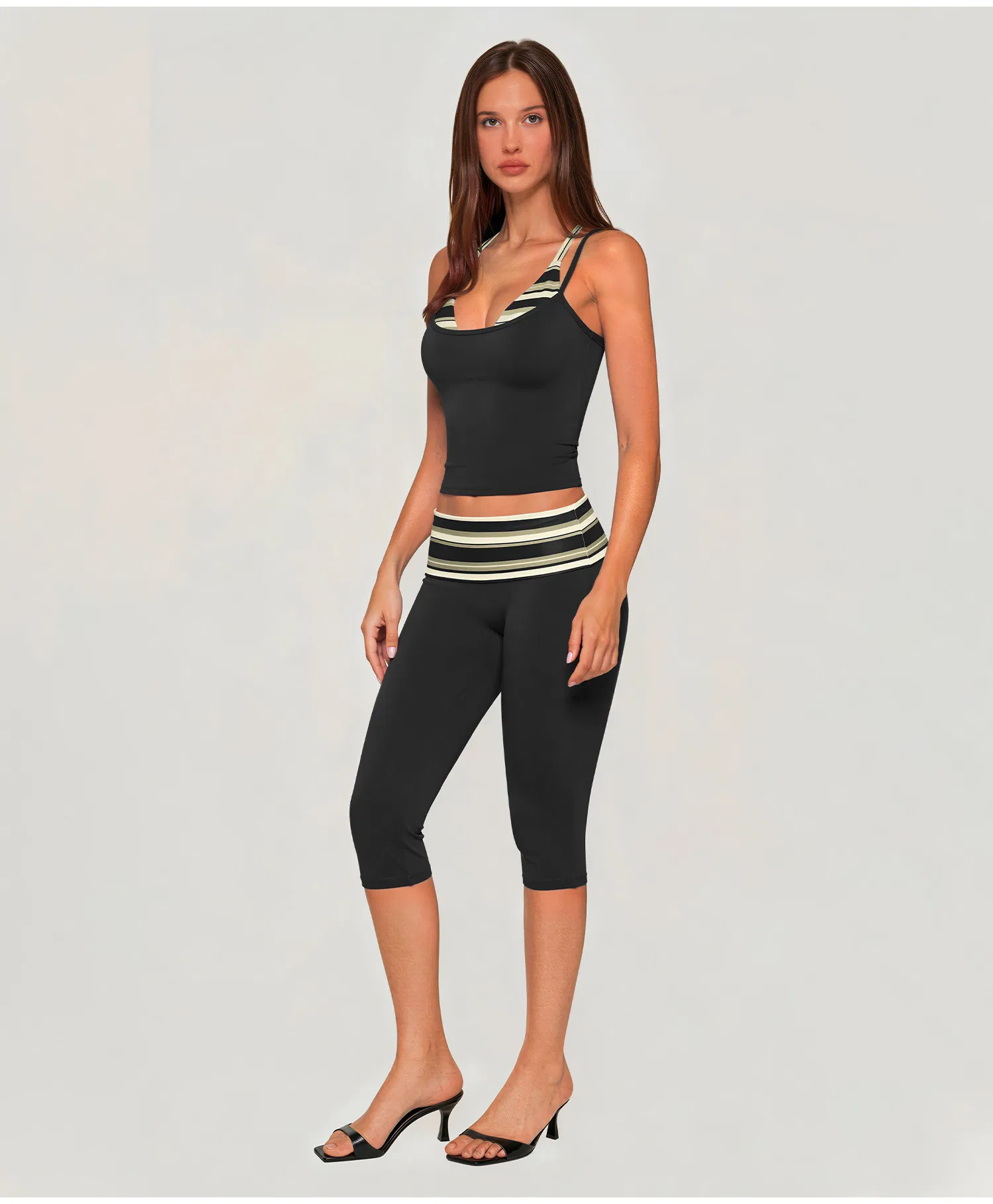 Roupas de Marca Privada para Mulheres: Top Cropped Halter + Calças Capri