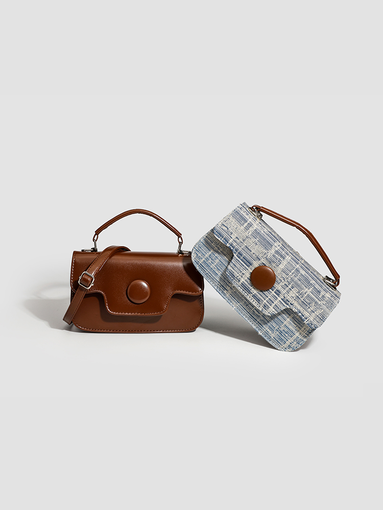 Bolsa de mão de verão urbana, popular, pequena bolsa quadrada, bolsa para pequenas multidões, nova bolsa transversal feminina com sensação avançada