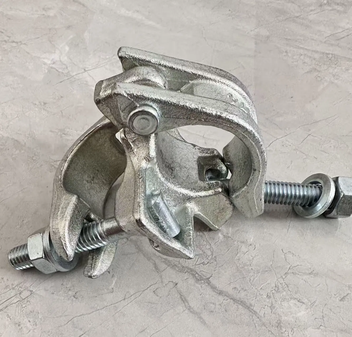 48mm British Forged Pressed Type Pipe Joint Clamp Beam Double Right Angle Scaffolding Coupler British Type Forged Swivel Clamp