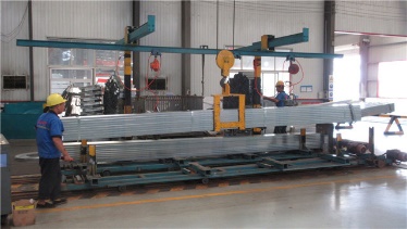 Professional packing of scaffolding fasteners for export at ABP Scaffolding