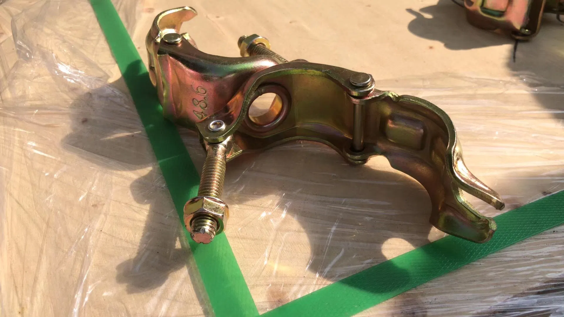 Scaffolding Clamps, British Type for 1-1/2" Swivel at Any Angles, Galvanized