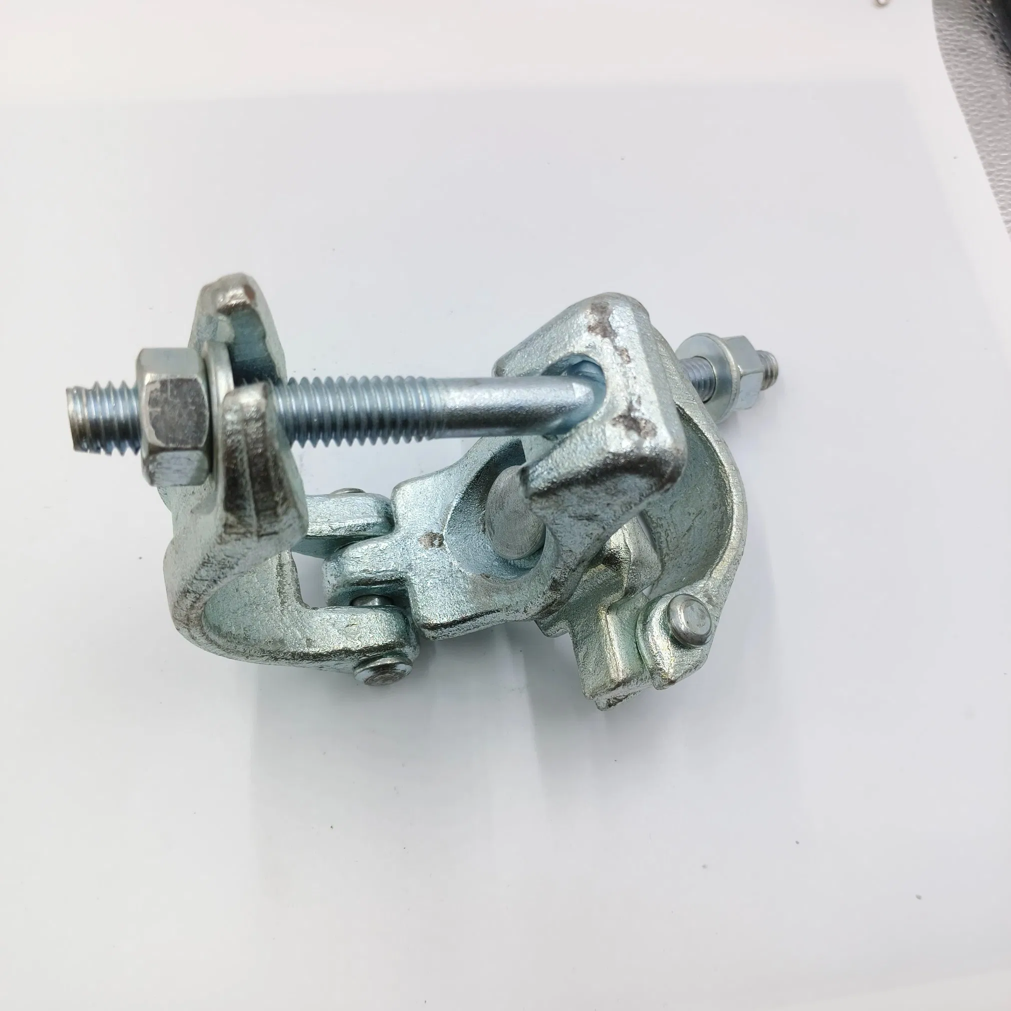 British Type Size 48.3*60.3mm Scaffolding Swivel Drop Forging Clamp