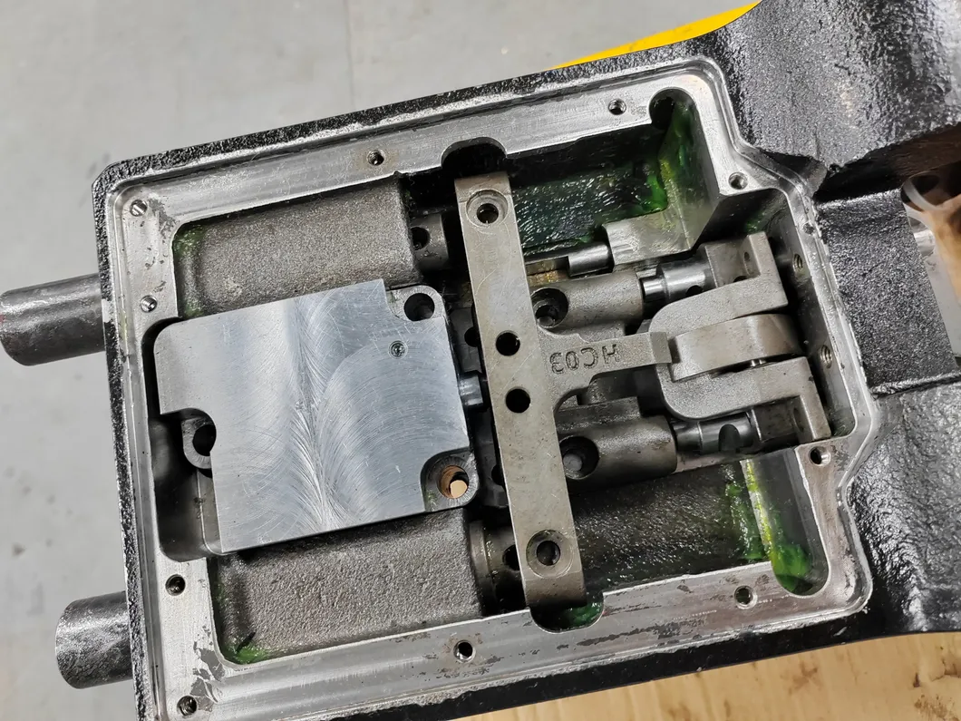 Heavy-Duty Excavator Quick Coupler with Double Lock Mechanism Excavator Attachments