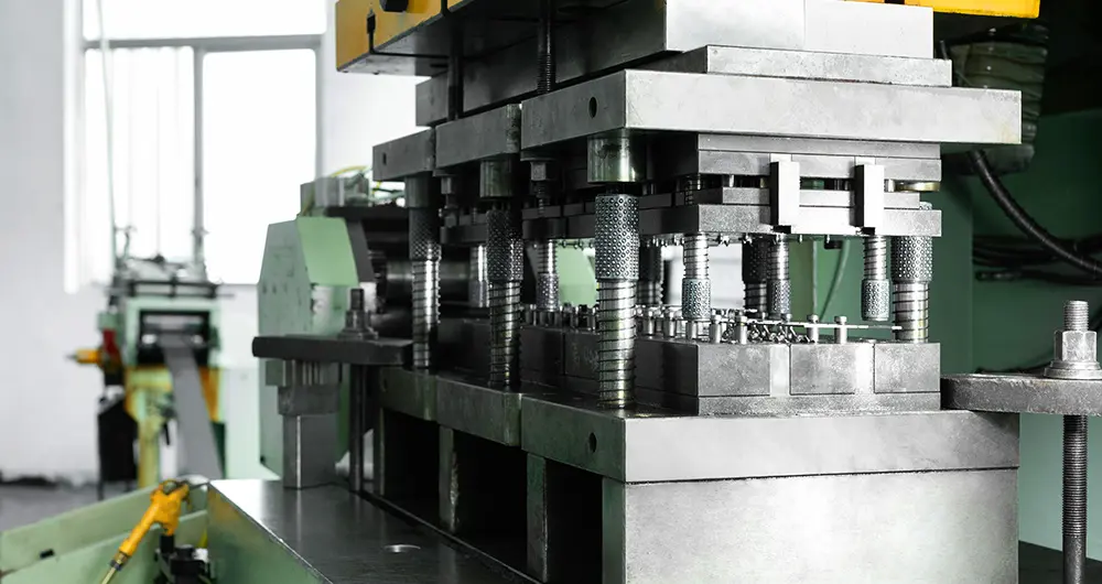 Acereare manufacturing ability - automated production lines for circuit breakers