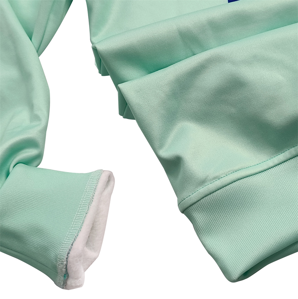 Hoodie Showcase 07