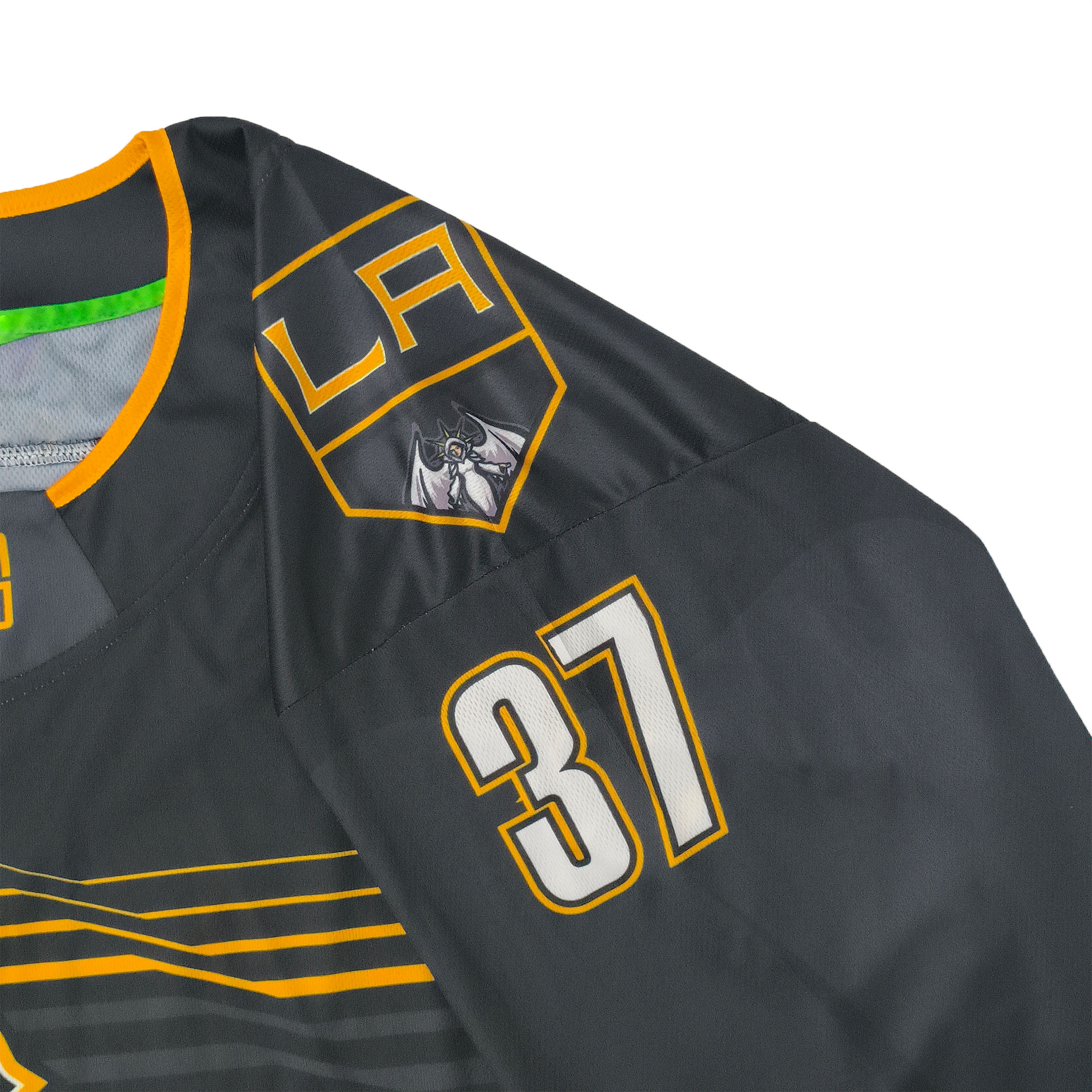 Color and Logo Detail