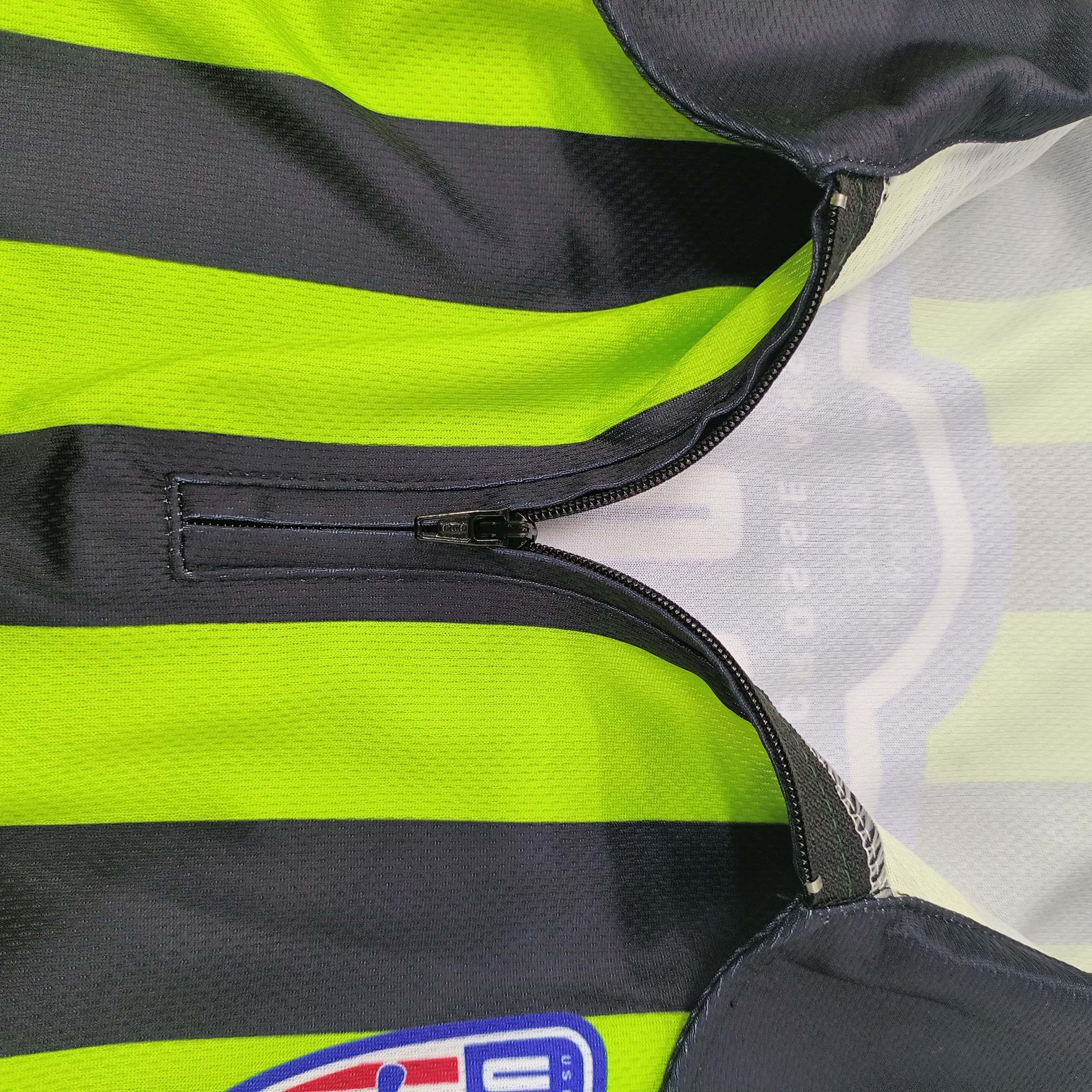 Polo Detail 2