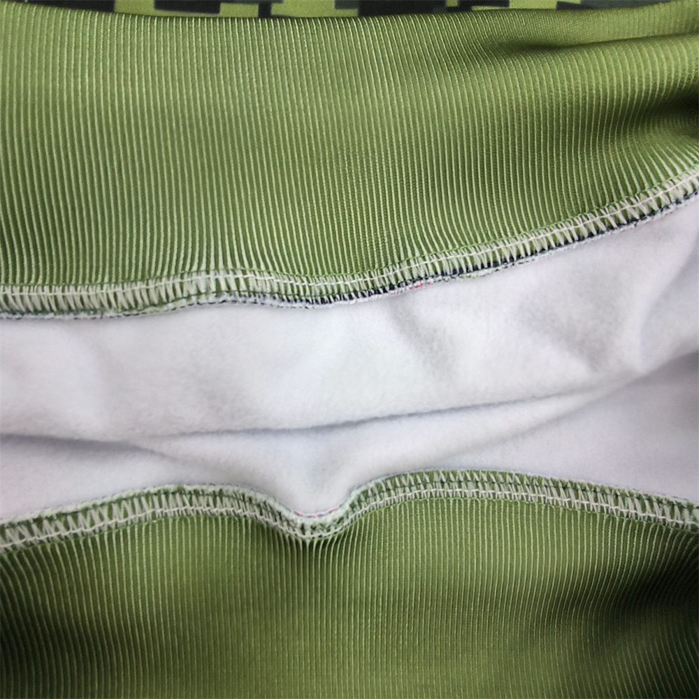Camo Hoodie Detail 07