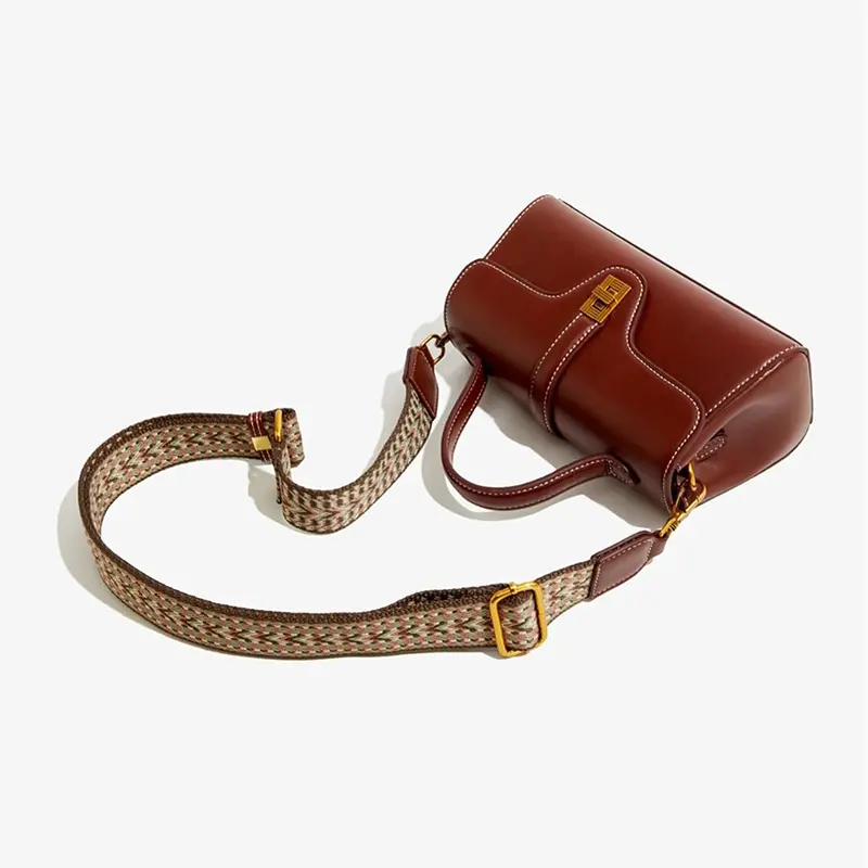 Wholesale Women's Leather Chain Crossbody Bag Mini Square Shoulder Bag Manufacturers, Supplier