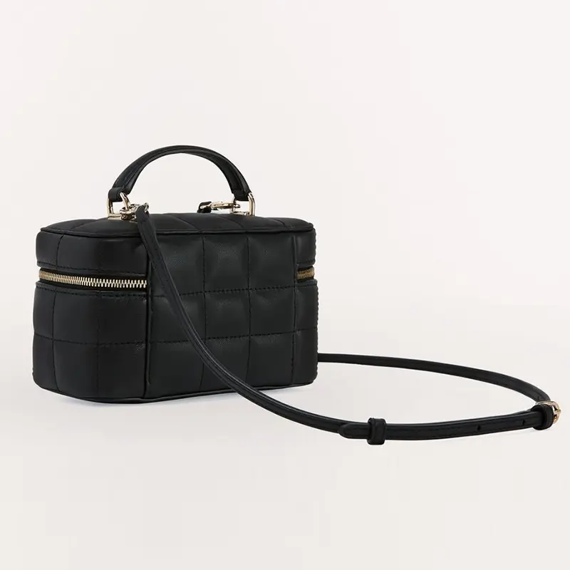 China Top Layer Cowhide Women's Cosmetic Bag Cowhide Handbag Messenger Bag Box Bag Manufacturer, Manufacturers