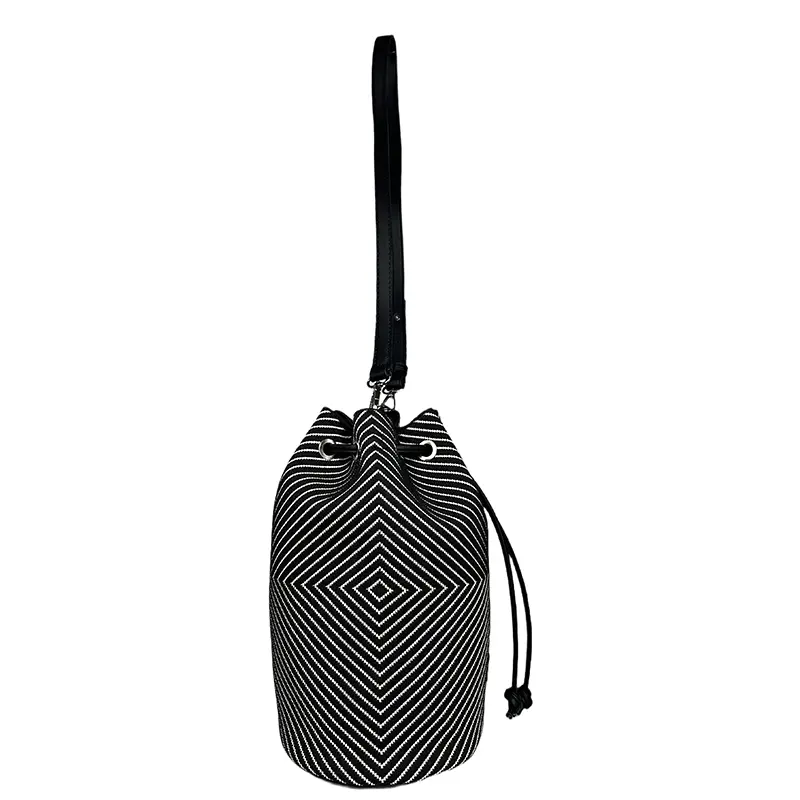 China Black & White Striped Drawstring Bucket Bag Factories, Suppliers