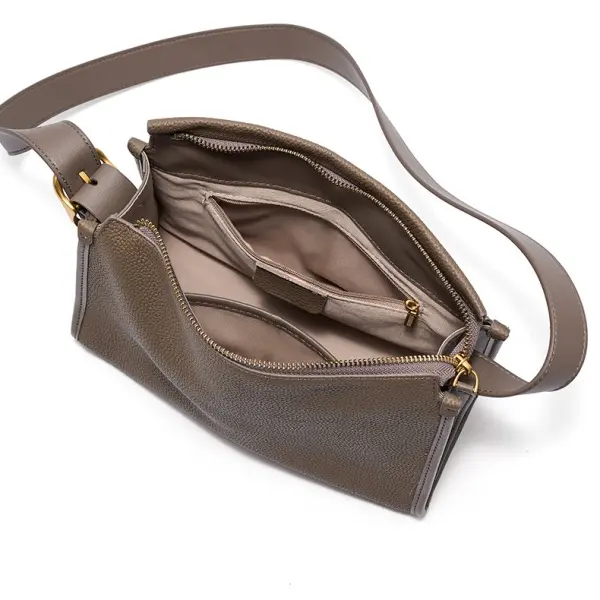 China Women's Luxury Genuine Leather Handbag Polyester Lining Waterproof Shoulder Strap Large Capacity Zipper Closure Manufacturers, Suppliers