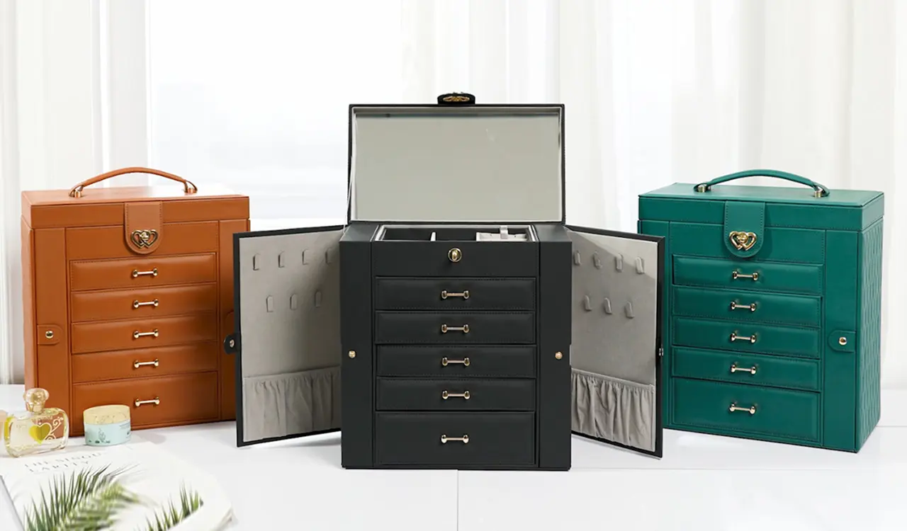 Ideal jewelry storage gift box