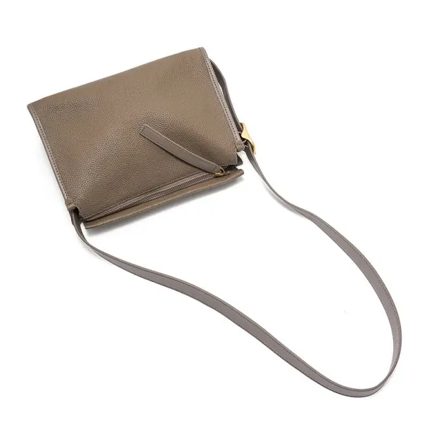 China Women's Luxury Genuine Leather Handbag Polyester Lining Waterproof Shoulder Strap Large Capacity Zipper Closure Manufacturers, Suppliers