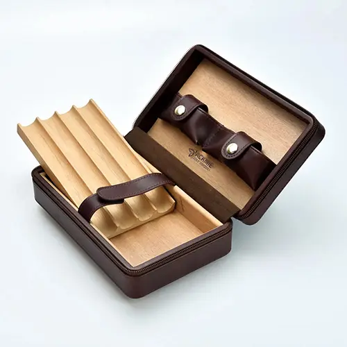 Leather Cigar Humidor Detail