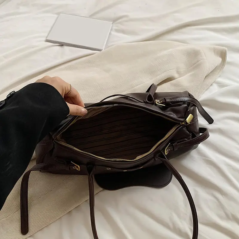 Wholesale PU Leather Casual Retro Handbag Boston Bowling Bag with Glasses Bag Factories, Supplier