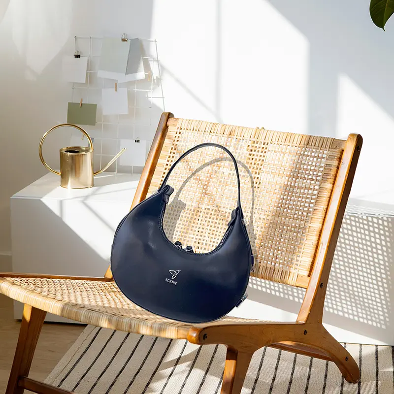 Wholesale Women's PU Leather Saddle Bag Fashion Handbag Manufacturers, Suppliers