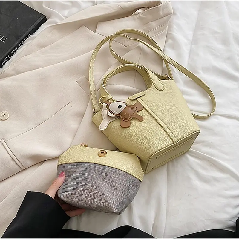 China Genuine Leather Bag Handbag Women Light Luxury Bucket Bag Shoulder Messenger Bag Factory, Factories