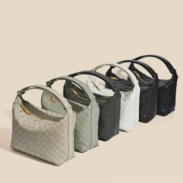 China Women's Luxury Genuine Leather Tote Handbag with Waterproof Zipper Closure Casual Stylish Design Polyester Lining Manufacturers, Suppliers
