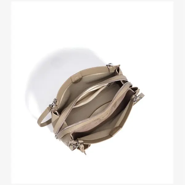 Wholesale Hot Sale Luxury Fashion Designer Button Closure Waterproof Genuine Leather Casual Hasp Shape 1-1.9L Large Capacity Handbag Manufacturers, Suppliers
