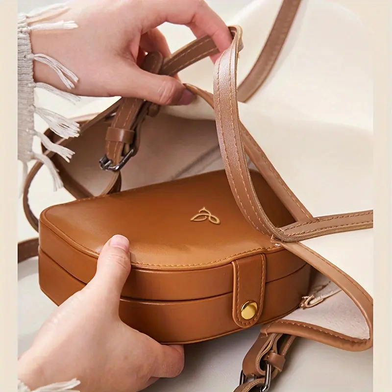 China Portable Mini Jewelry Case Necklace Ring Storage Box Manufacturer, Supplier