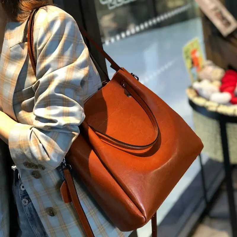 China Genuine Leather Tote Bag Hobo Bag Manufacturers, Supplier