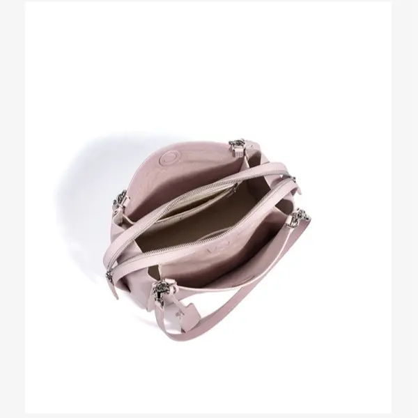 China Genuine Leather Luxury Fashion Designer Button Closure Waterproof Polyester Casual Large Capacity Shoulder Strap Women Handbag Manufacturers, Factories