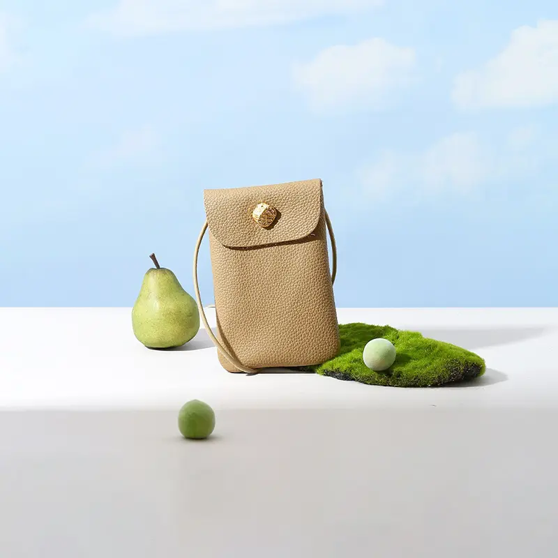 Wholesale Cowhide Phone Bag Women's Shoulder Bag Crossbody Small Bag Manufacturer, Supplier