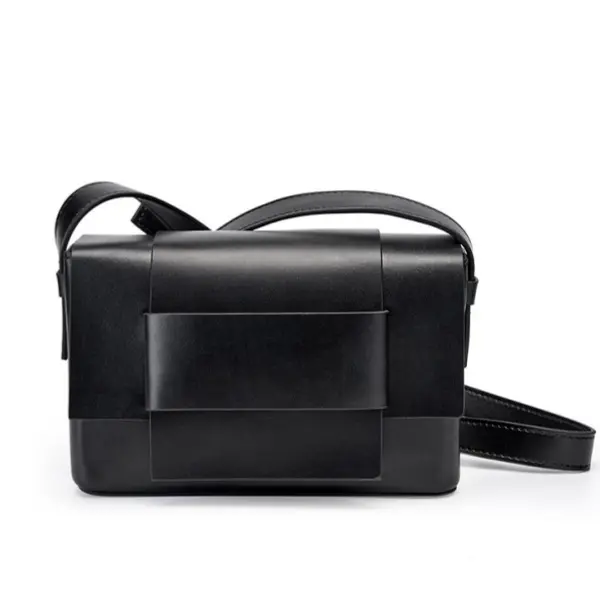 China New Arrival Unisex Genuine Leather Woven Crossbody Bag Soft Leather Small Bag Designer Shoulder Bag for Women Manufacturers, Factory