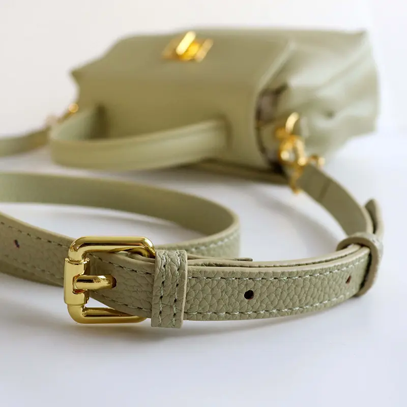 China Top Layer Cowhide Handbag Mini Bag Shoulder Small Handbag Manufacturer, Factory