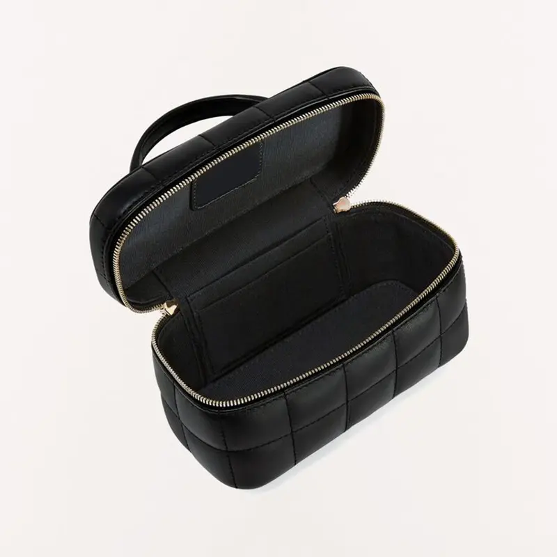 China Top Layer Cowhide Women's Cosmetic Bag Cowhide Handbag Messenger Bag Box Bag Manufacturer, Manufacturers