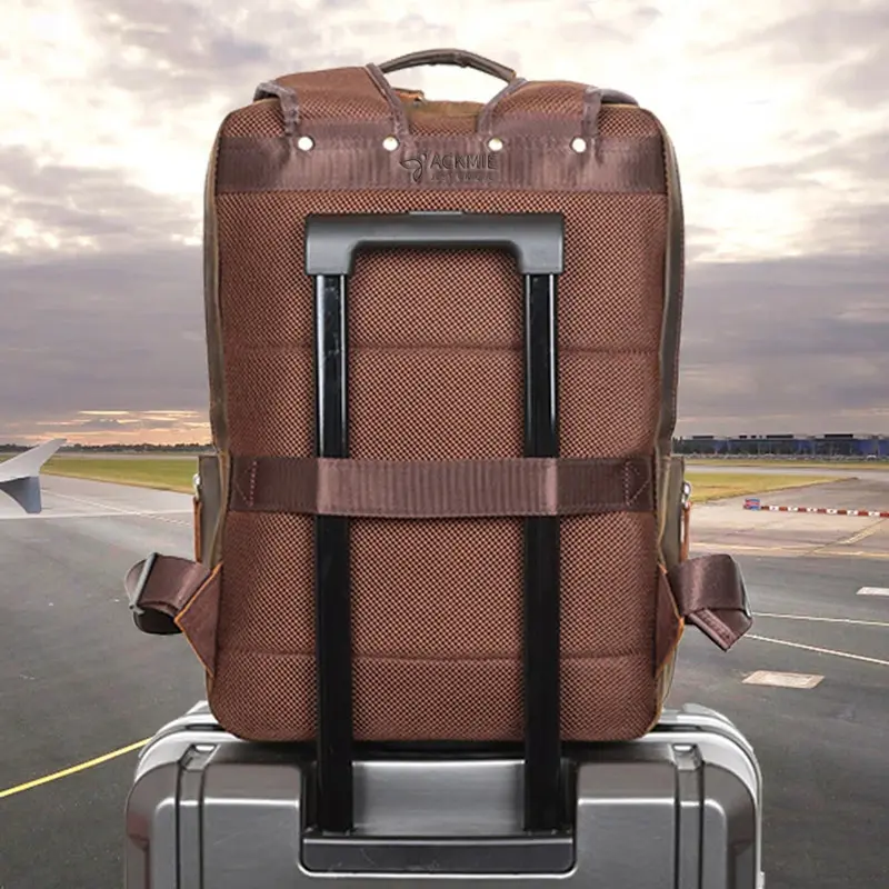 China Genuine Leather Laptop Backpack Retro Cowhide Leisure Bag Suppliers, Supplier