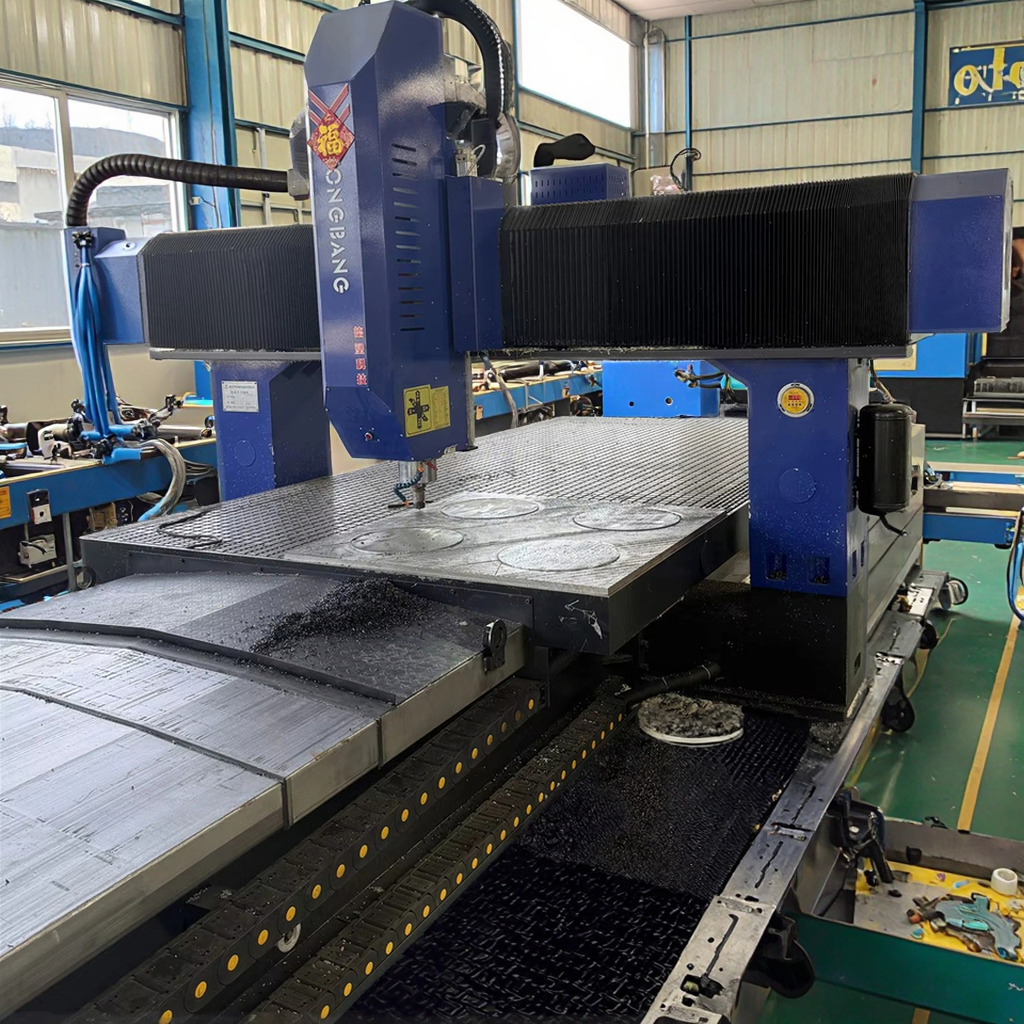 Heavy Duty 3 Axis Gantry Milling Machine Aluminum Automotive Components Siemens BT50 Automatic Tool Changer CE Certification