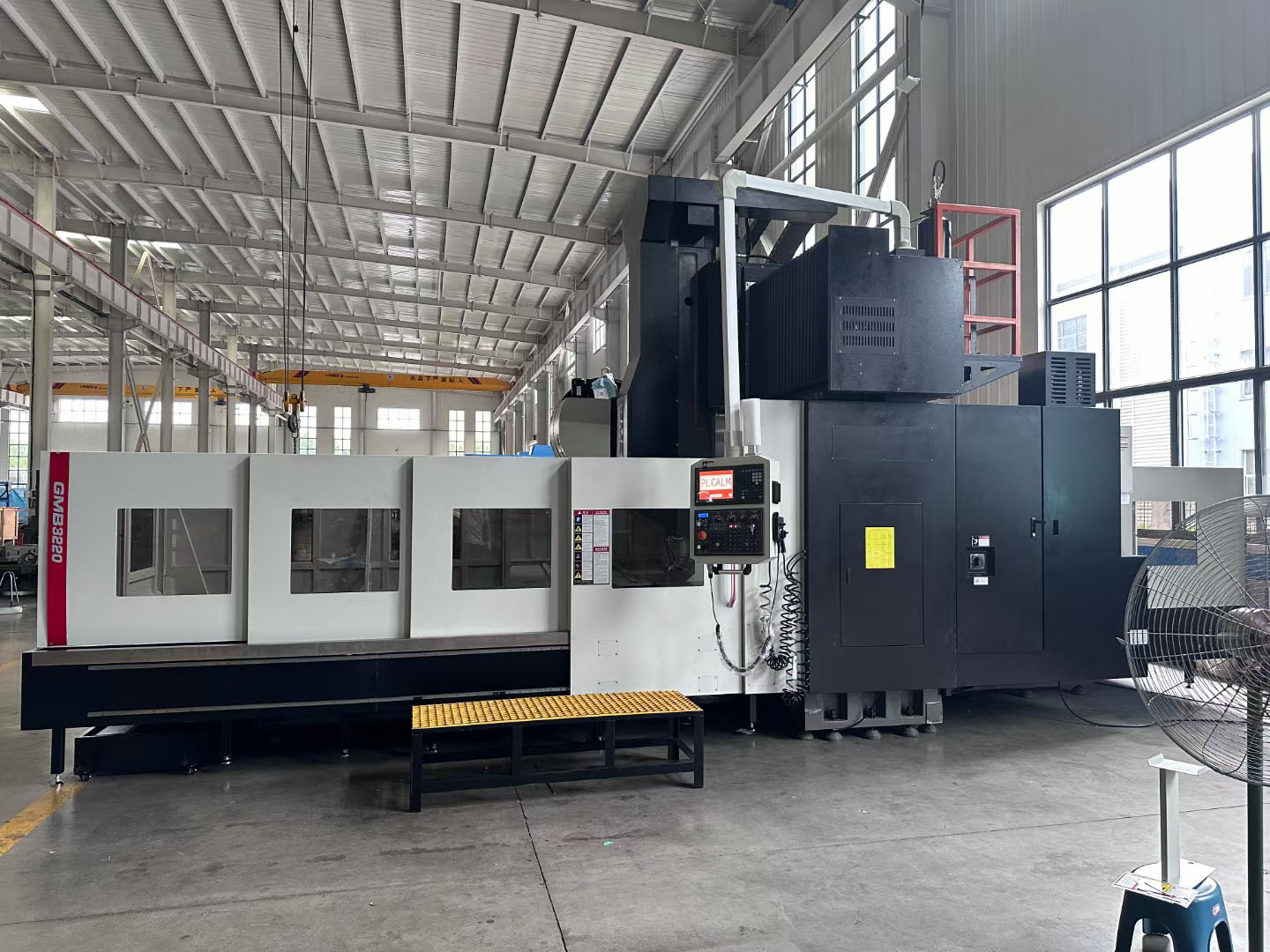 GMC2518 High Precision CNC 3/4/5 Axis Gantry Type Machining Center Automatic CNC Milling Machine