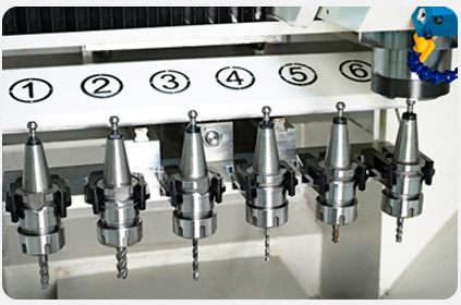 Inline tool change magazine