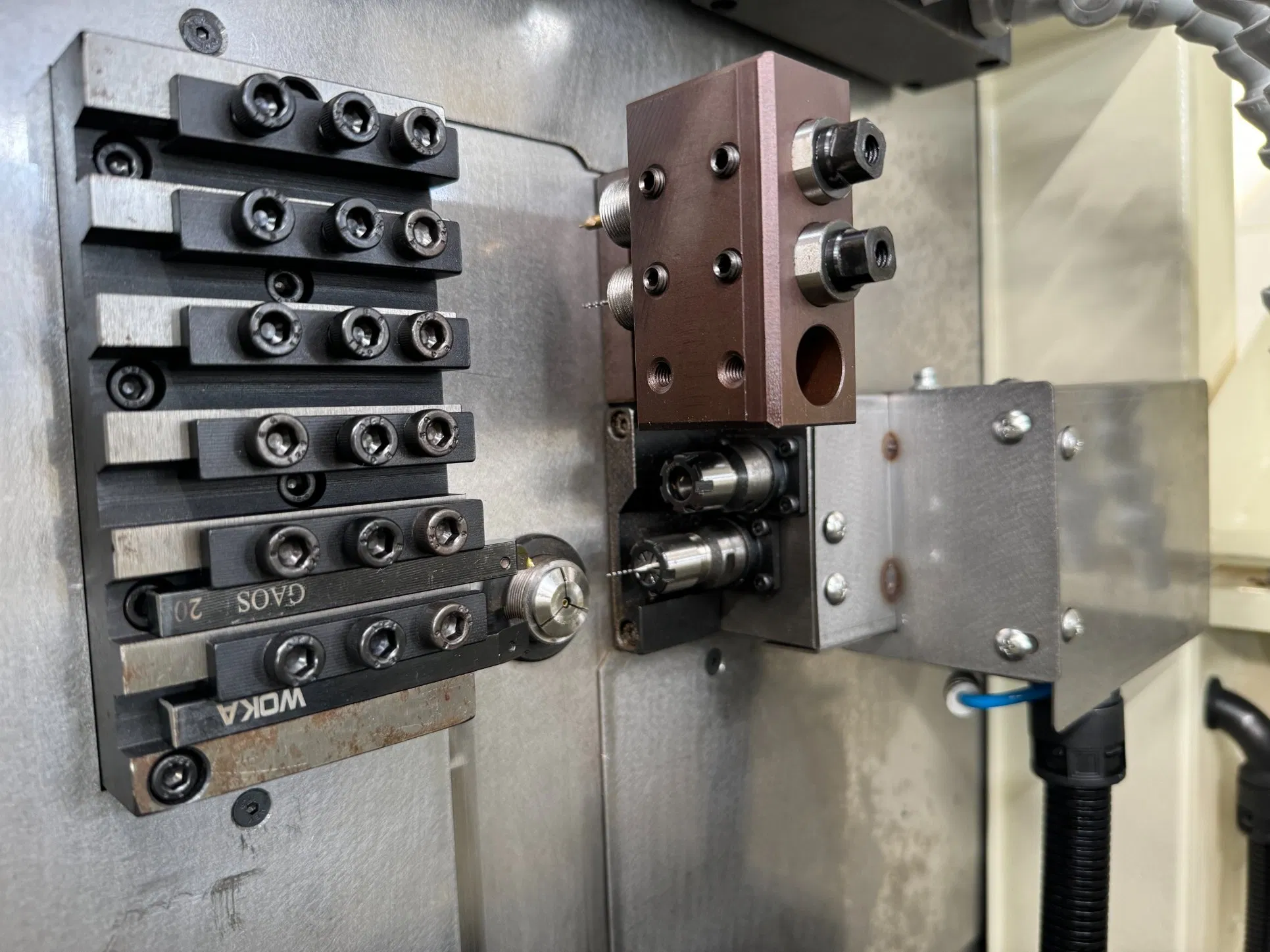 Baoyu Bysk Ck1107D 3 Axis Sliding Headstock Swiss Type CNC Lathe