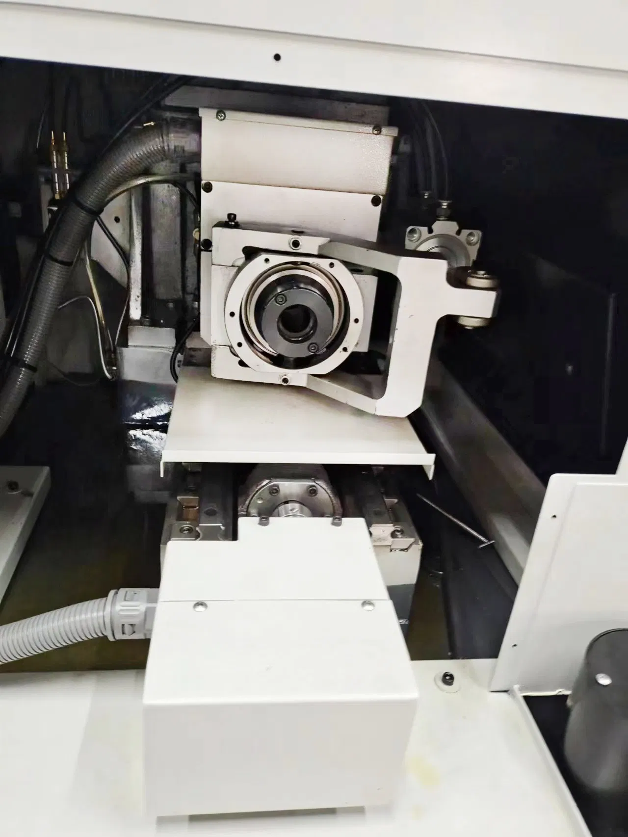 Swiss Type CNC Lathe for Precision Turning Milling Drilling