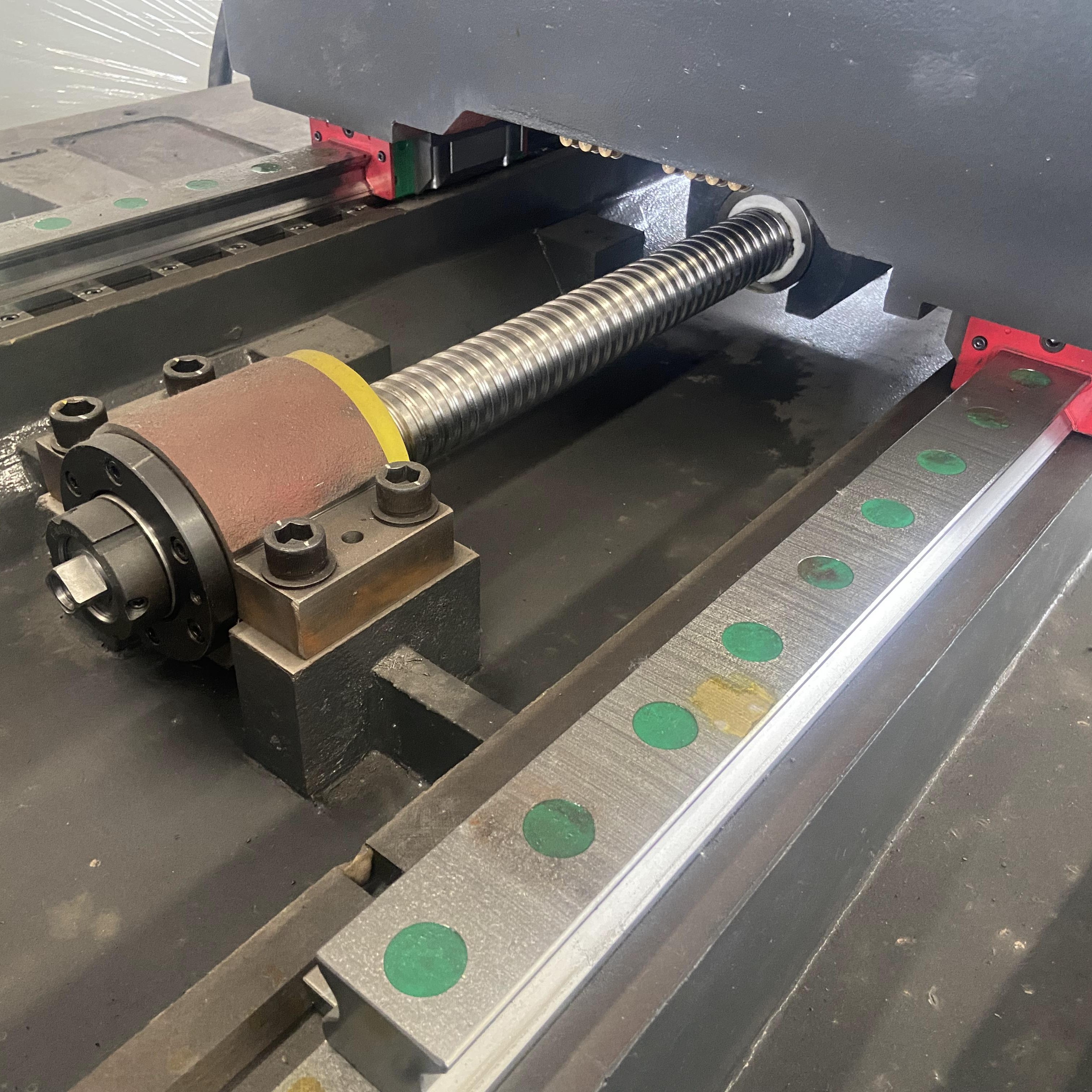 5-axis Small CNC Milling Machine Small Machining Center VMC640 CNC Milling Machine Frame