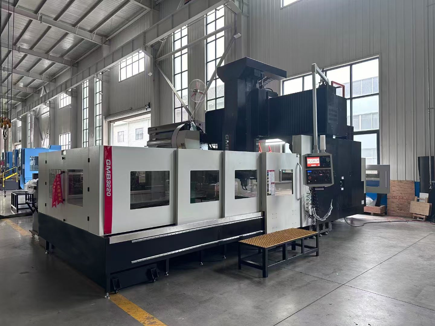 GMC2518 High Precision CNC 3/4/5 Axis Gantry Type Machining Center Automatic CNC Milling Machine