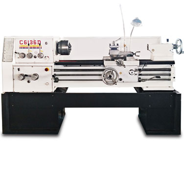 Manual lathe machine