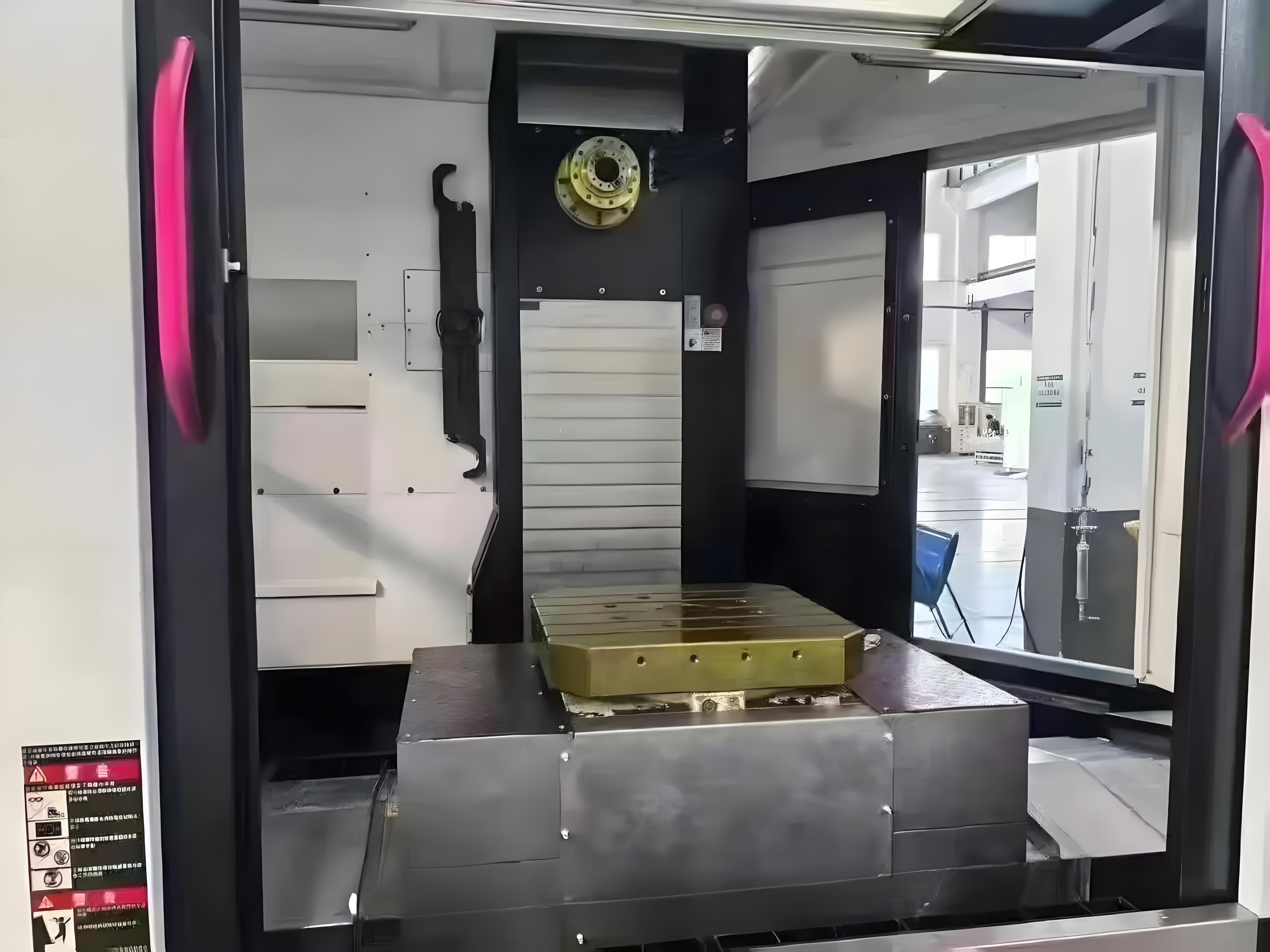 HMC630 CNC Horizontal Machining Center 6000RPM High Speed Spindle Heavy Duty Rigid Structure Efficient Mass Multi Surface