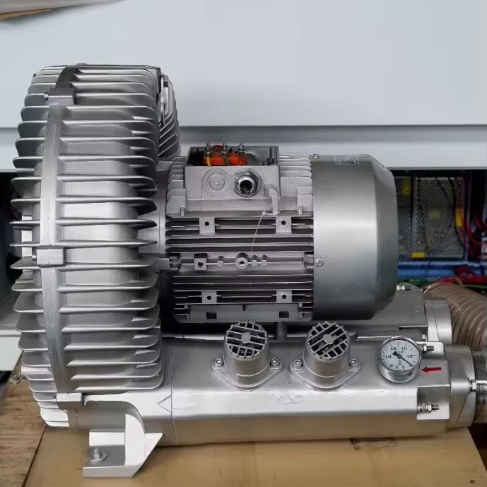 Vacuum Pump