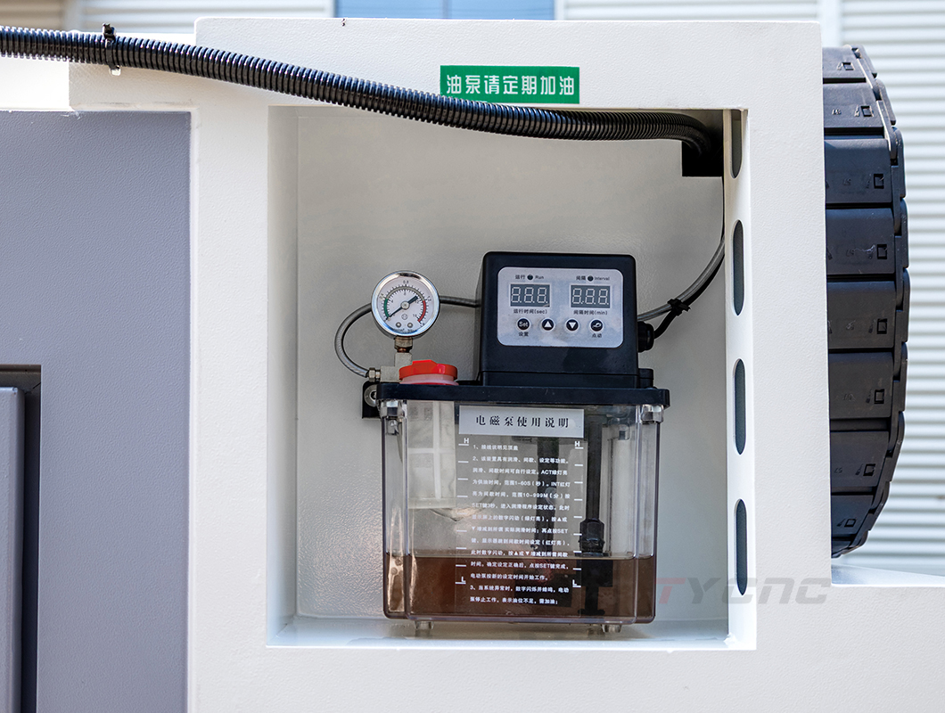 Automatic lubrication system