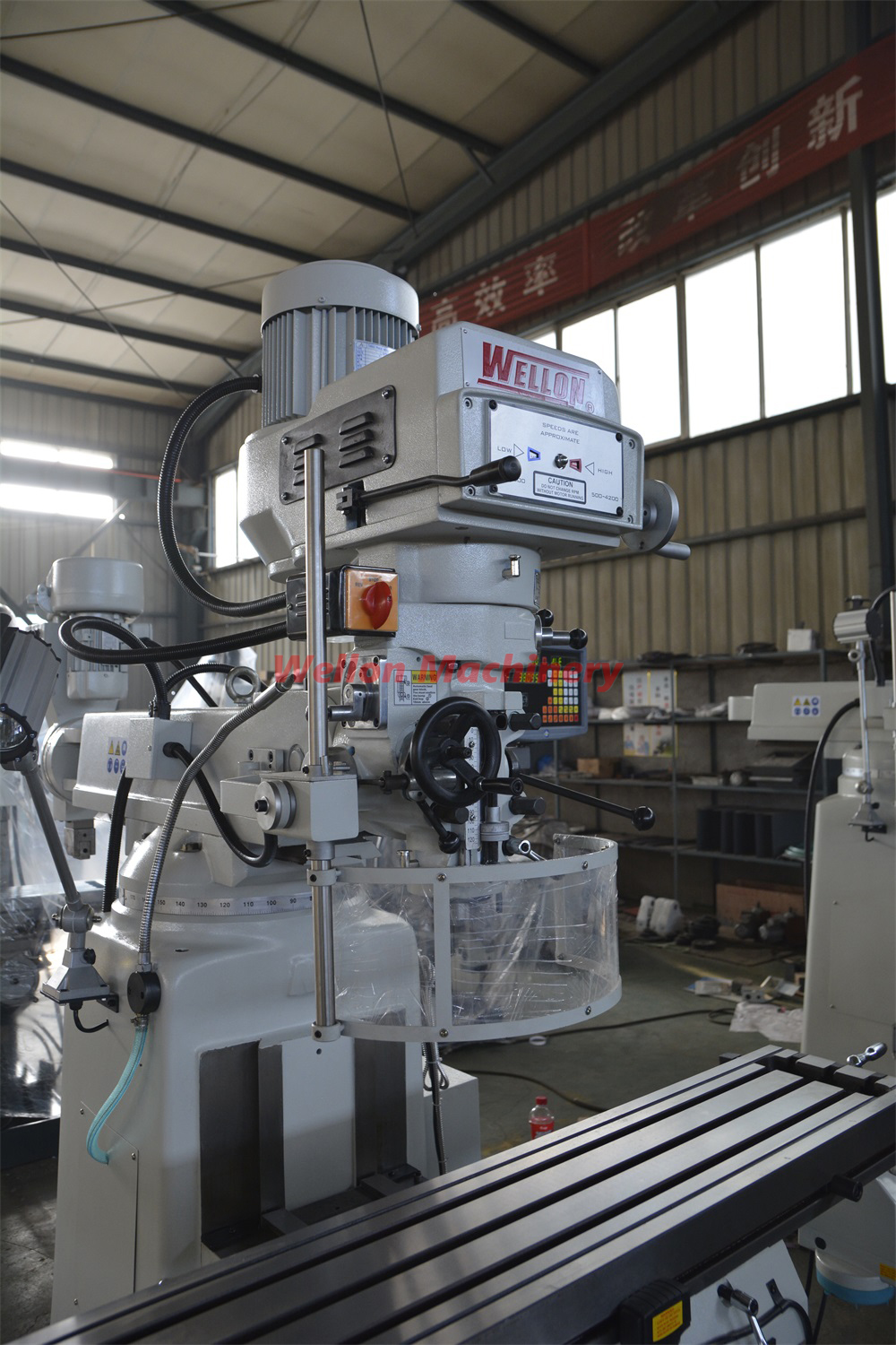 Hot Sale Precision Turret Milling Machine X6325 with High Speed Taiwan Mill Head and Optional Slotting Head