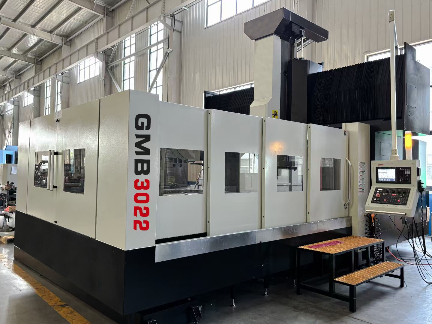 GMC2518 High Precision CNC 3/4/5 Axis Gantry Type Machining Center Automatic CNC Milling Machine