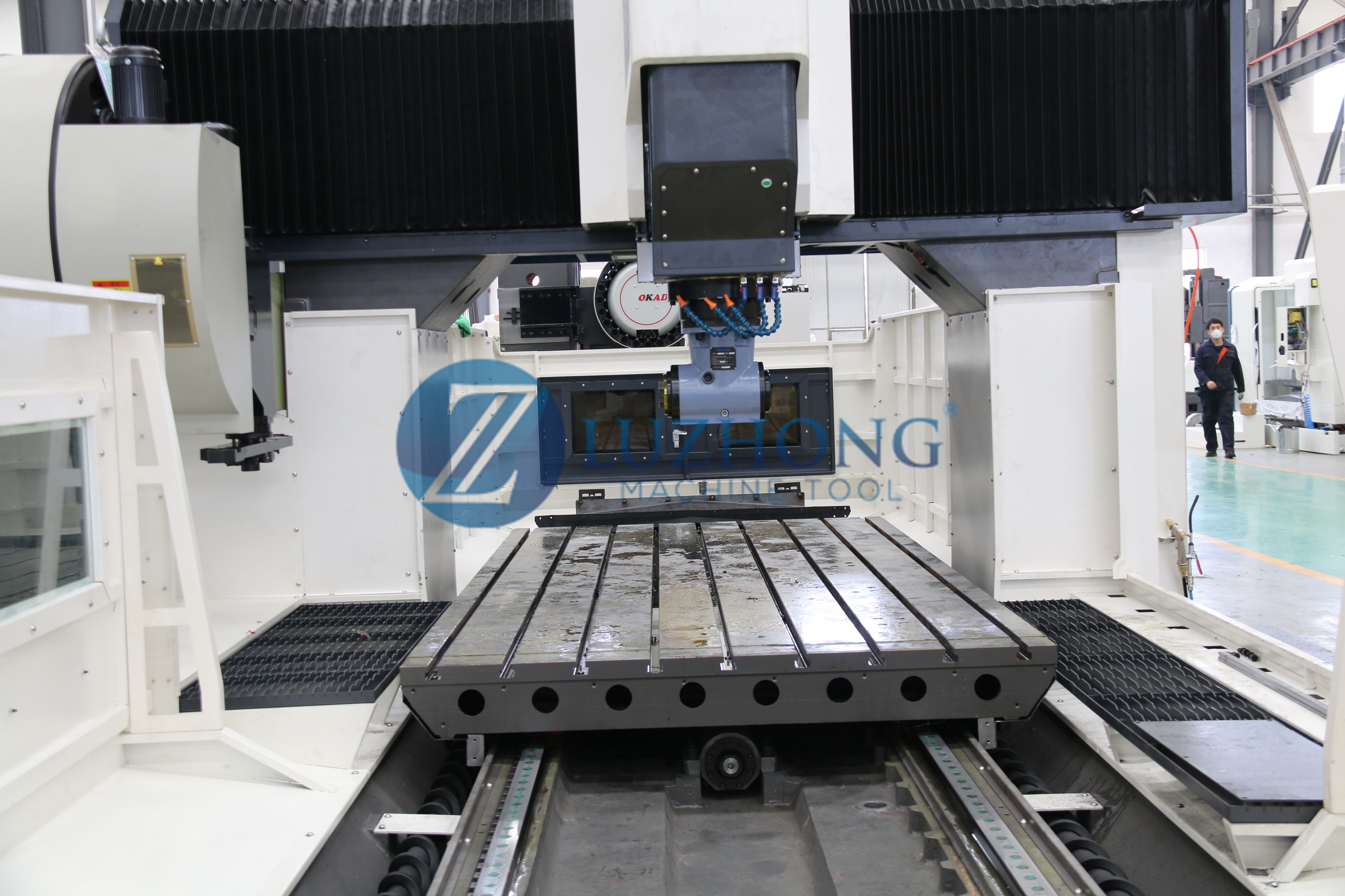 CNC Machinery GMC2516 Gantry Type CNC Milling Machining Center BT50 GSK Single Spindle