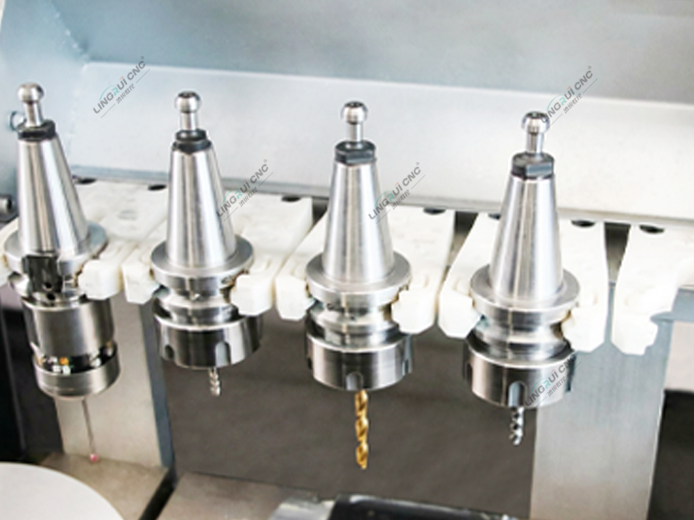 2026 High Performance 5 Axis ATC Cnc Milling Machine For Small Metal Parts Processing Customization Supported