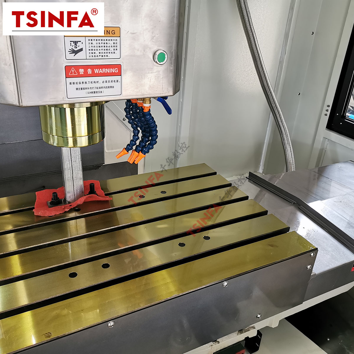 Heavy Duty Vertical VMC1160 CNC Machining Center Fanuc Control System High Speed BT40 Spindle High-Accuracy For Automotive